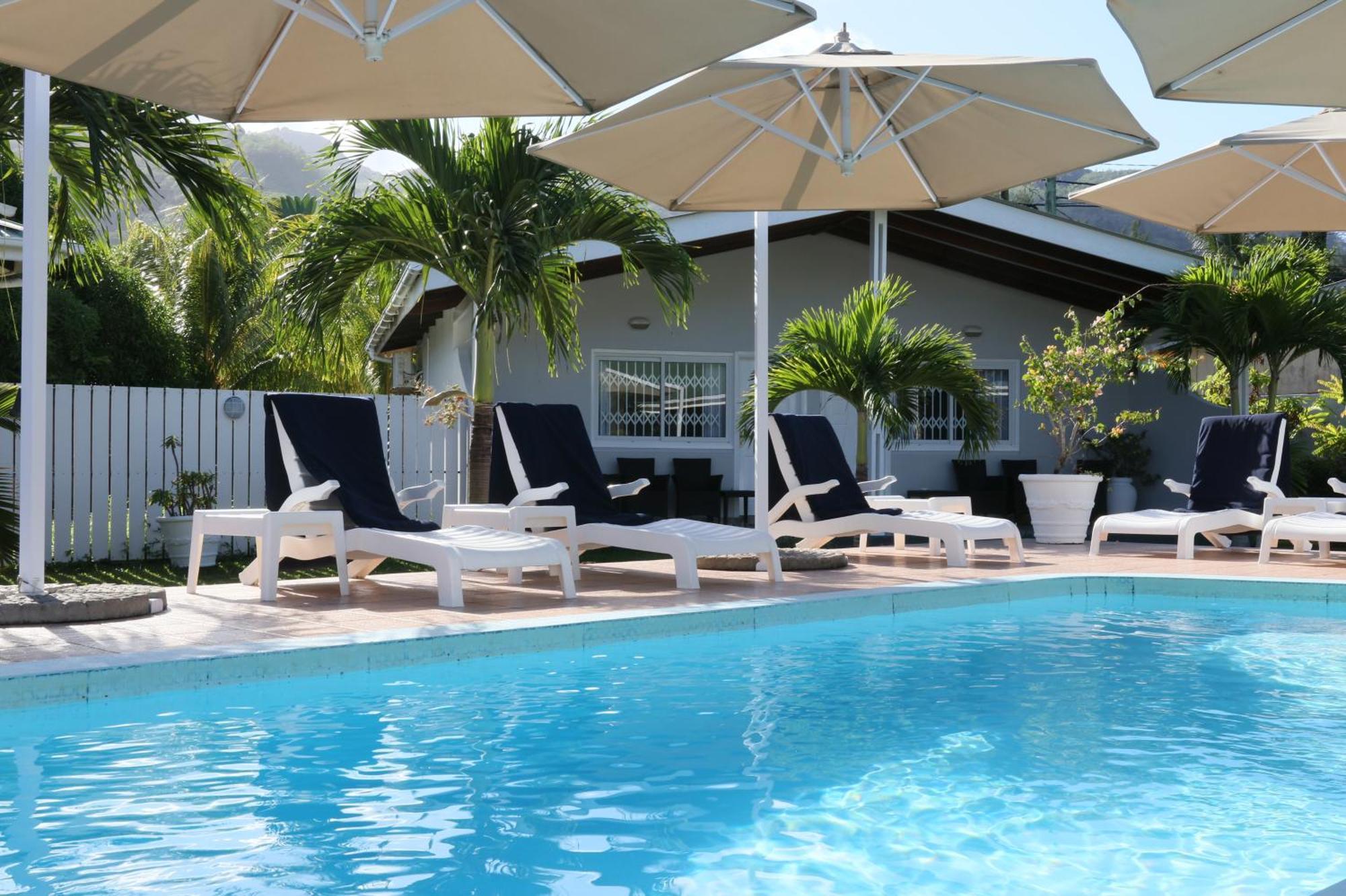 Hotel La Roussette Anse aux Pins Exteriér fotografie
